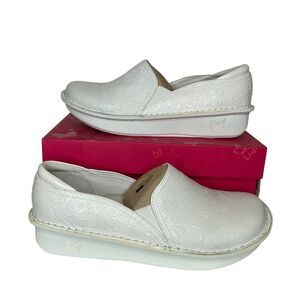 New Algeria Debra White tooled leather professional nursing shoes 43